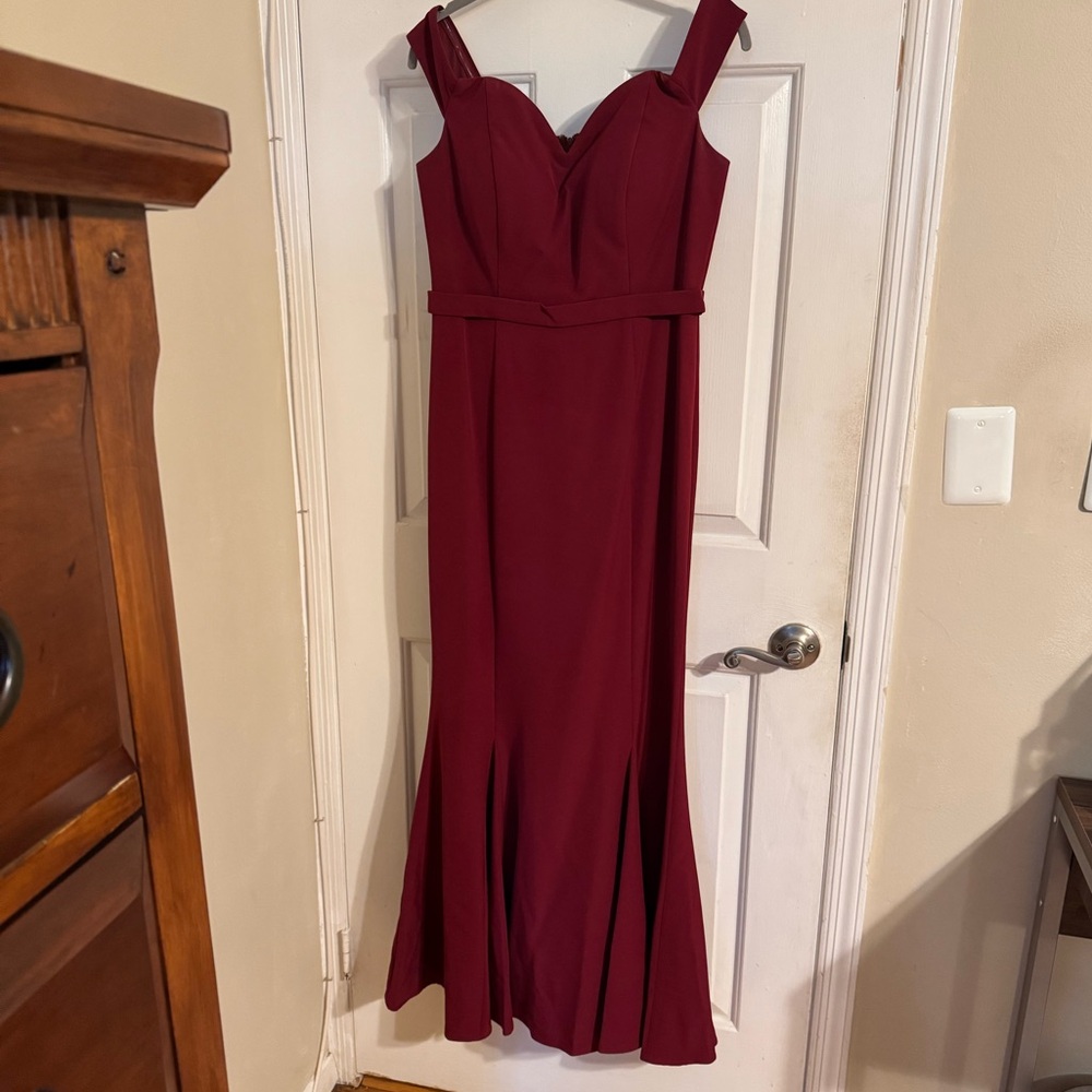 Elegant Wine Maxi Dress